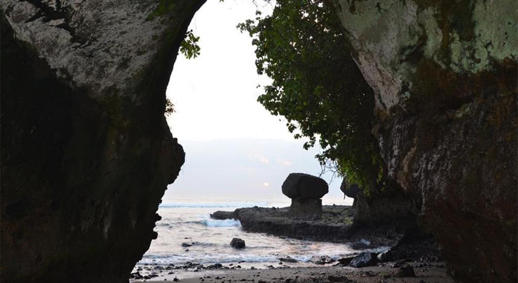 Villa Rumah Pantai Bali Selemadeg  Buitenkant foto