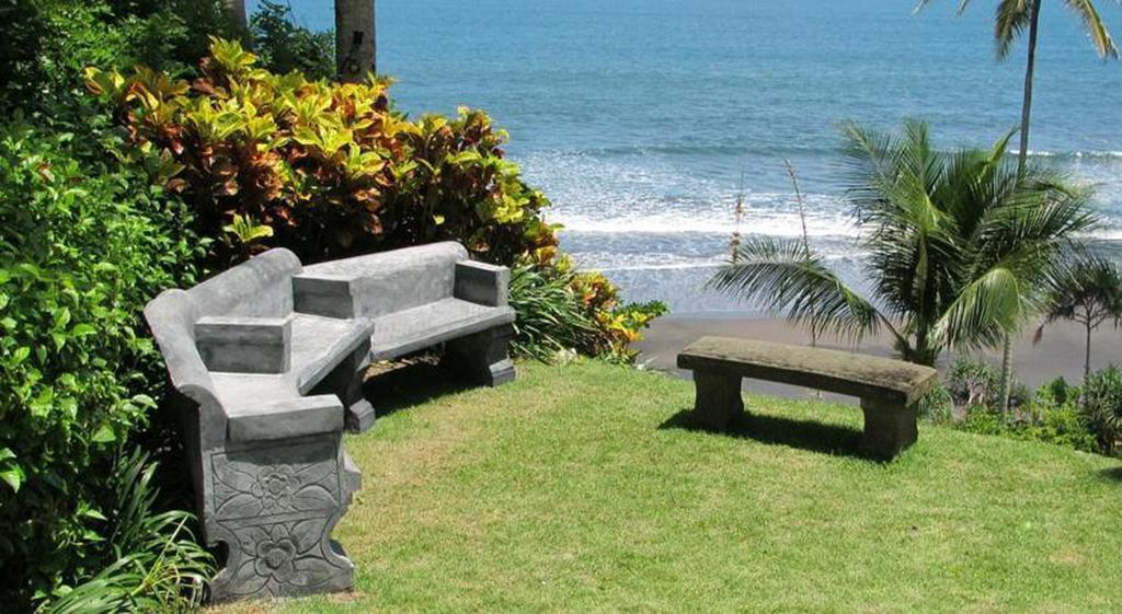 Villa Rumah Pantai Bali Selemadeg  Buitenkant foto